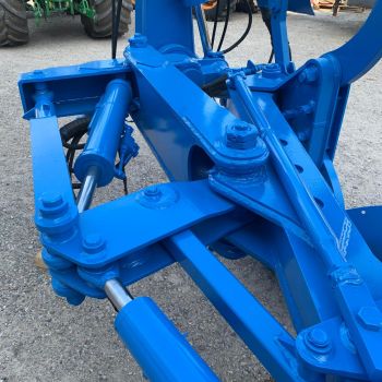 aratro trivomere annovi  webp s