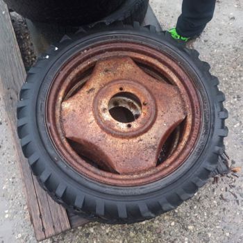 2 ruote strette con cerchio 4.50 r19 webp s