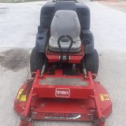 toro mod.z master 8000 lawn tractor image thumbnail