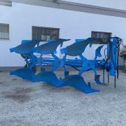 aratro trivomere annovi  image thumbnail