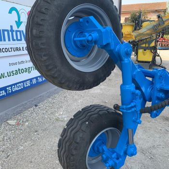 aratro trivomere annovi  webp s